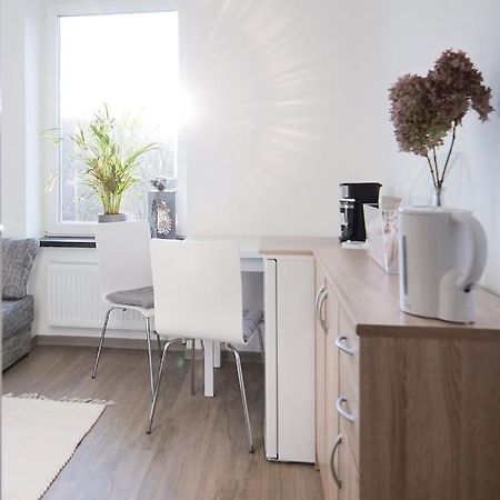 Preiswertes Modernes Gaestezimmer In Aue Bad-Schlema Extérieur photo