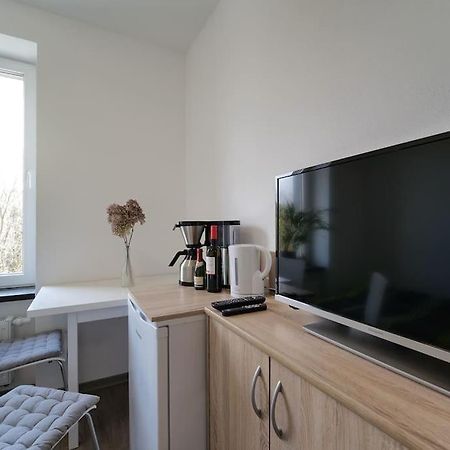 Preiswertes Modernes Gaestezimmer In Aue Bad-Schlema Extérieur photo
