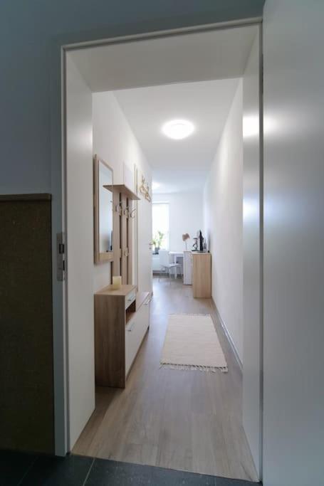 Preiswertes Modernes Gaestezimmer In Aue Bad-Schlema Extérieur photo