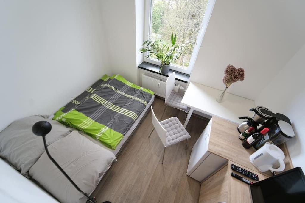 Preiswertes Modernes Gaestezimmer In Aue Bad-Schlema Extérieur photo