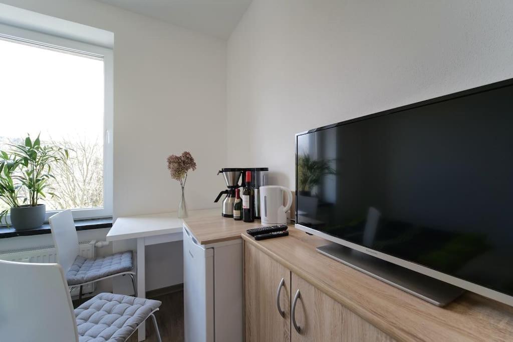 Preiswertes Modernes Gaestezimmer In Aue Bad-Schlema Extérieur photo
